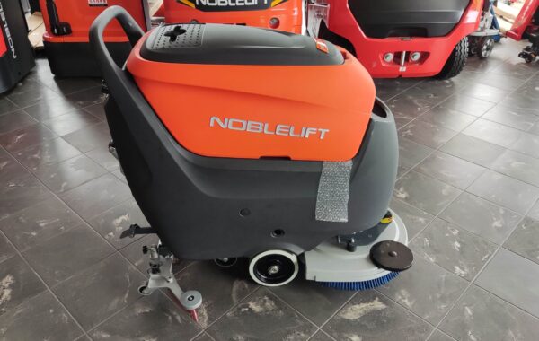 Maszyna czyszcząca Noblelift NB530 komplet