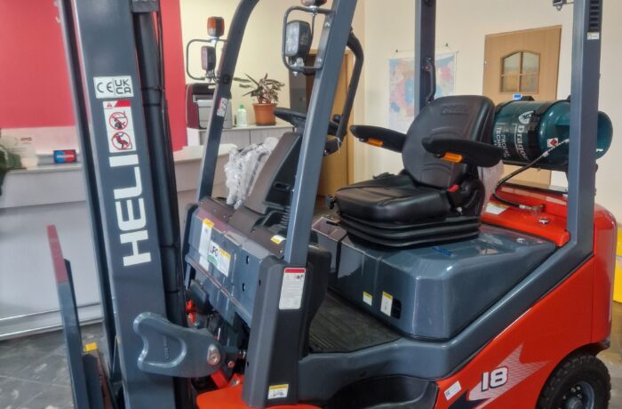 Wózek widłowy HELI CPYD18, spalinowy LPG, 1800 kg, maszt 3,5m